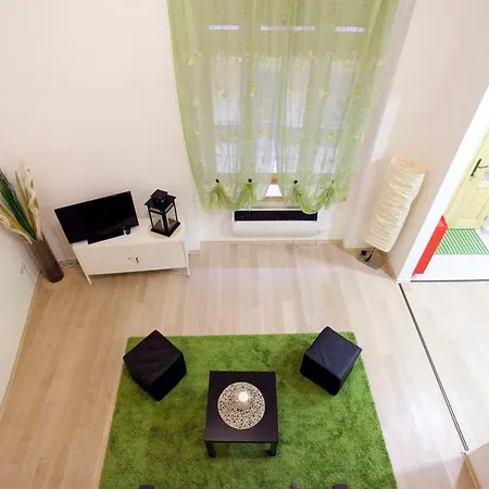 Dolcevita * Budapest